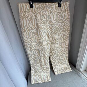 Kim Rogers Zebra Print Capri Pants Tan White Stretch Pull On XL SIZE 18